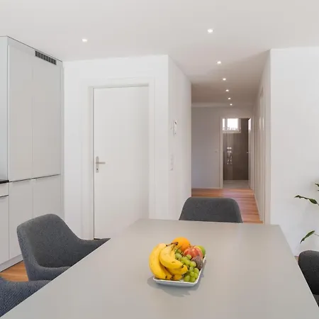 Moderne Neubauwohnung In Apartment *