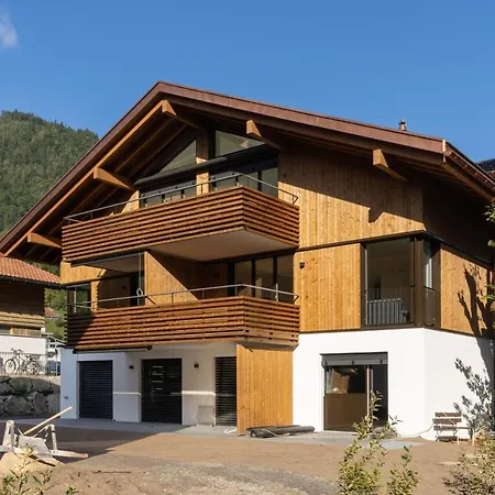 Daire Moderne Neubauwohnung In *